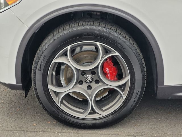 Used 2022 Alfa Romeo Stelvio Ti w/ Active Assist Plus Package image 10