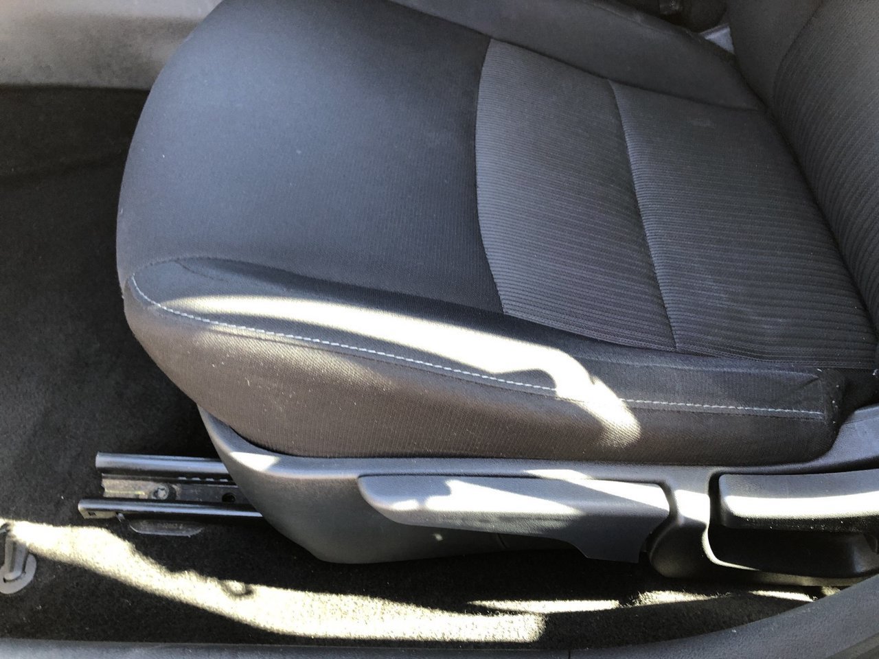 Certified 2023 Nissan Sentra SV FWD image 19
