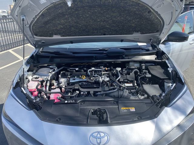 Used 2024 Toyota Prius XLE image 16