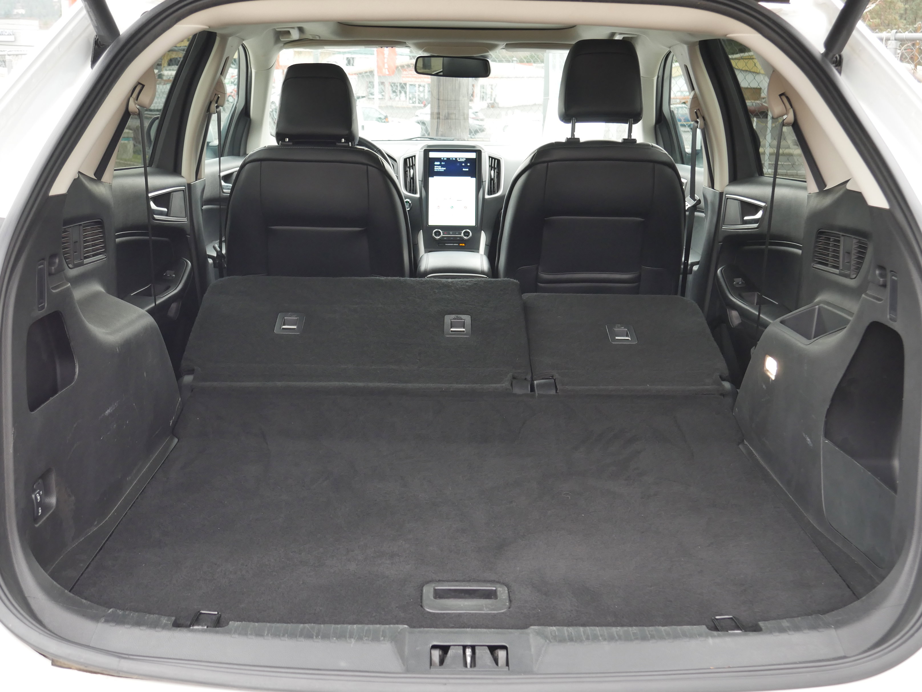 Used 2024 Ford Edge SEL w/ Convenience Package image 31