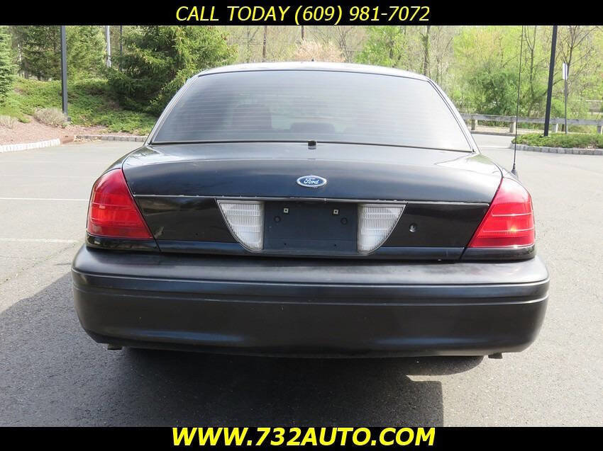 Used 2005 Ford Crown Victoria Police Interceptor RWD image 8