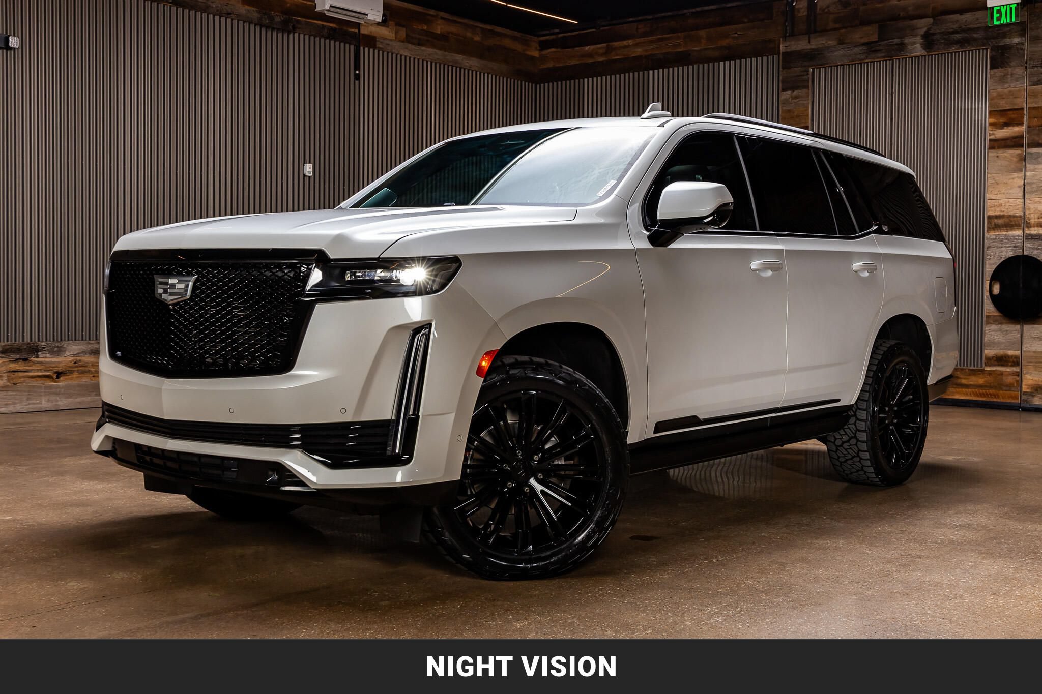 Used 2024 Cadillac Escalade Sport Platinum AWD/4WD image 4