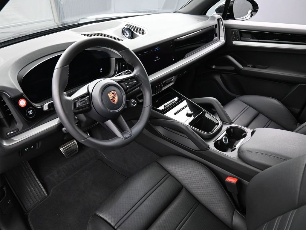 New 2026 Porsche Cayenne S image 4