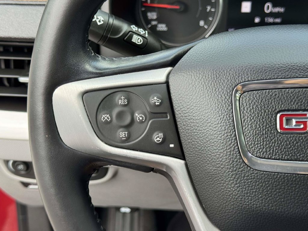 Used 2021 GMC Terrain SLT w/ Infotainment Package II FWD image 12