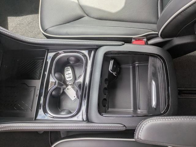 New 2026 Chrysler Pacifica Limited image 24