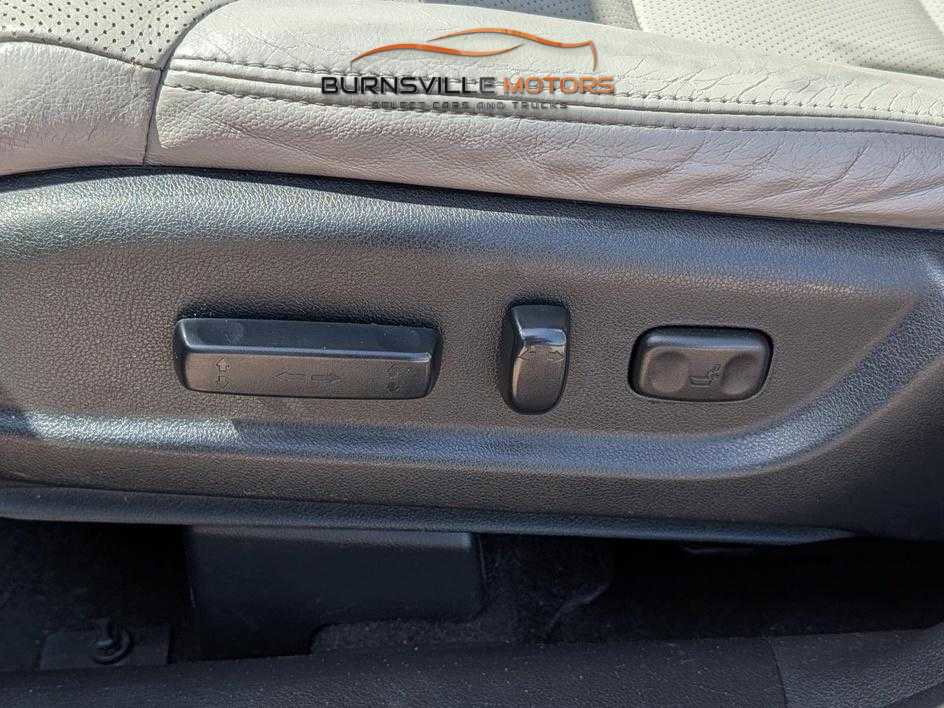 Used 2016 Honda CR-V EX-L image 16