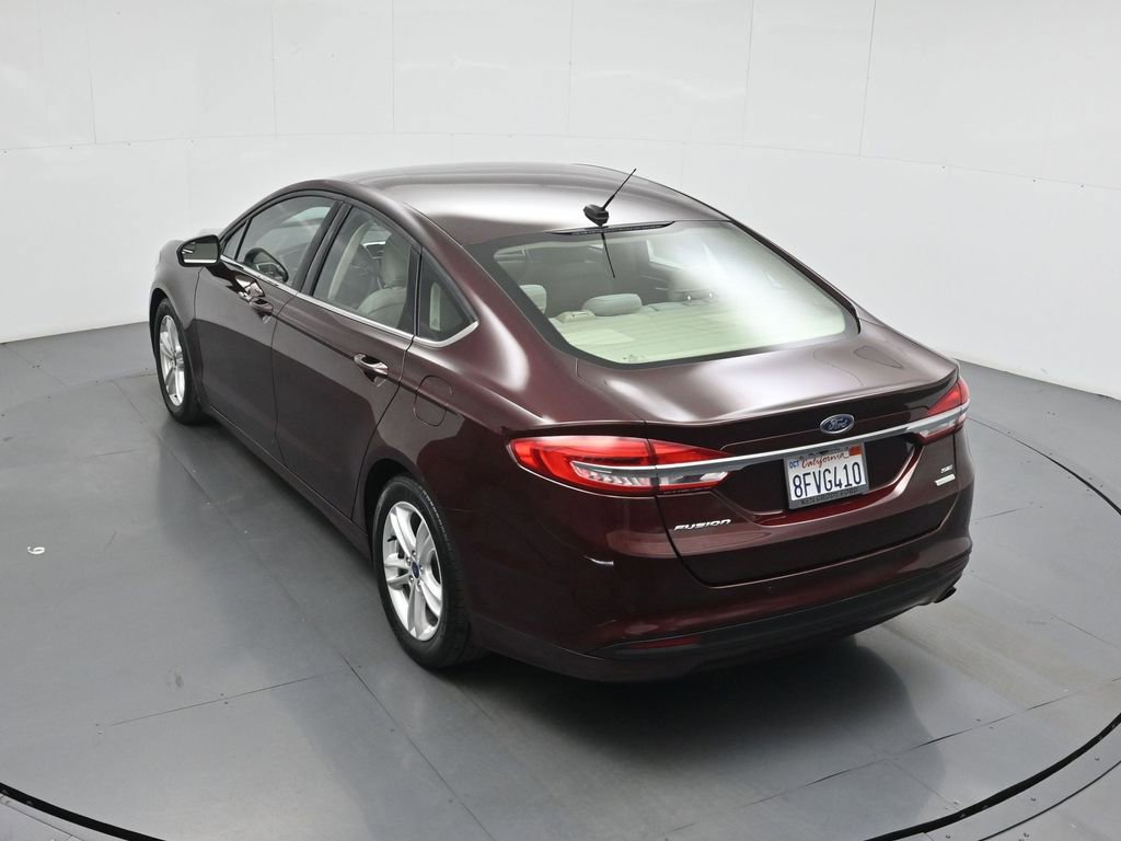 Certified 2018 Ford Fusion SE w/ Fusion SE Technology Package image 42