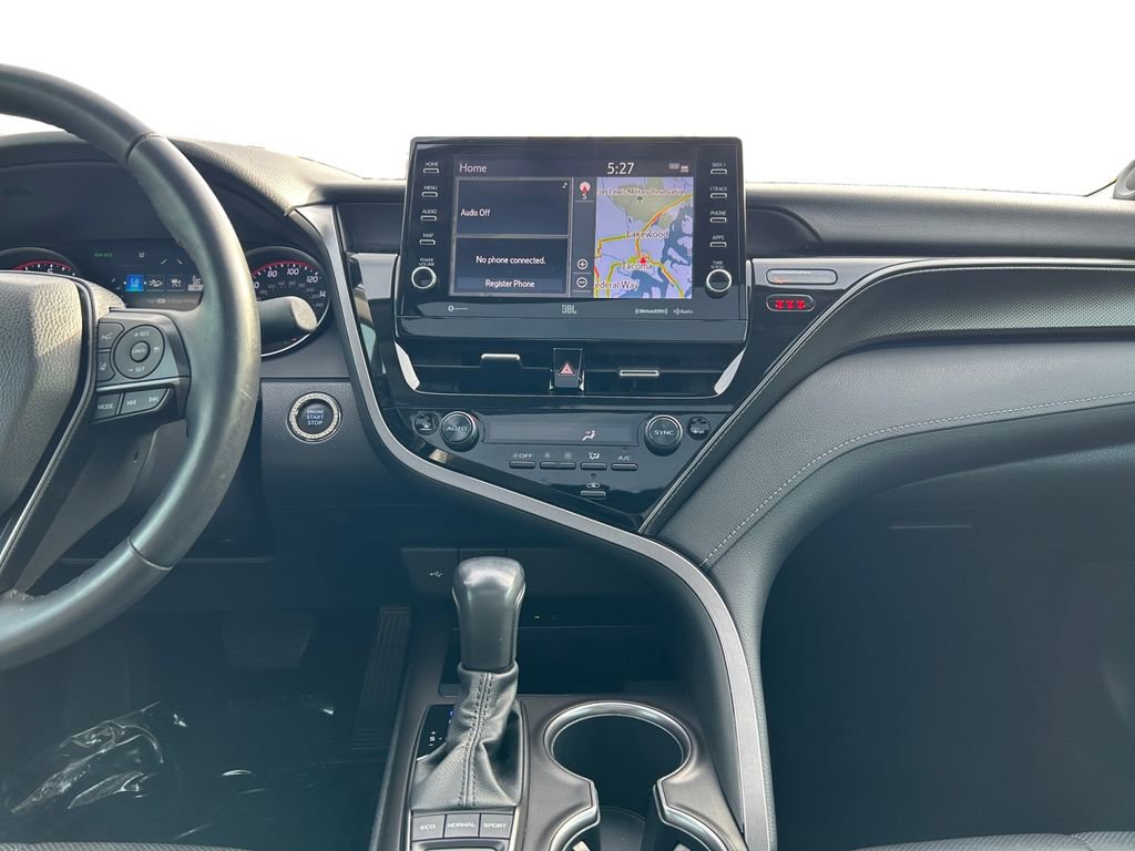 Used 2022 Toyota Camry XSE w/ Navigation Package image 12