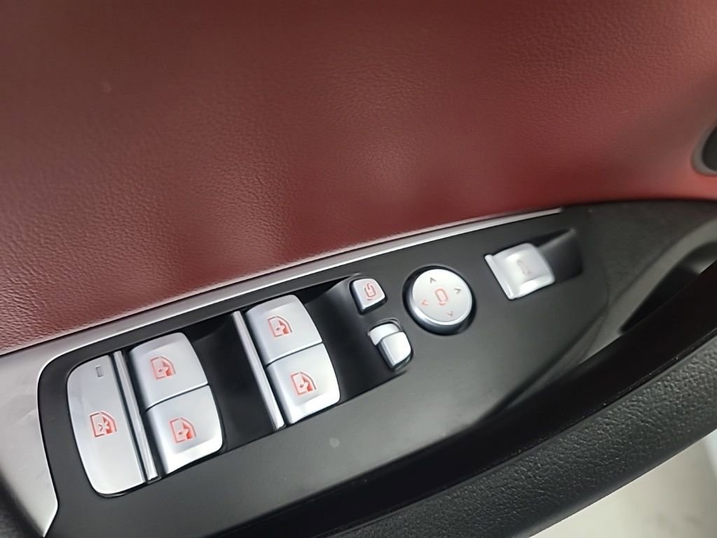 Used 2023 BMW X4 M40i w/ Premium Package image 24