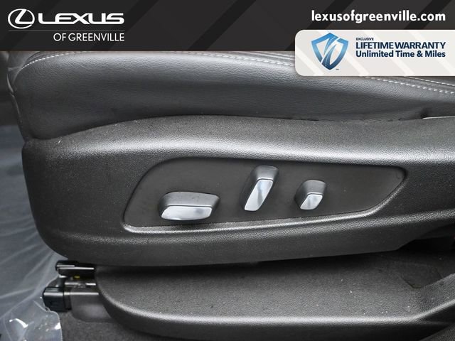 Used 2023 Cadillac XT6 Premium Luxury image 23