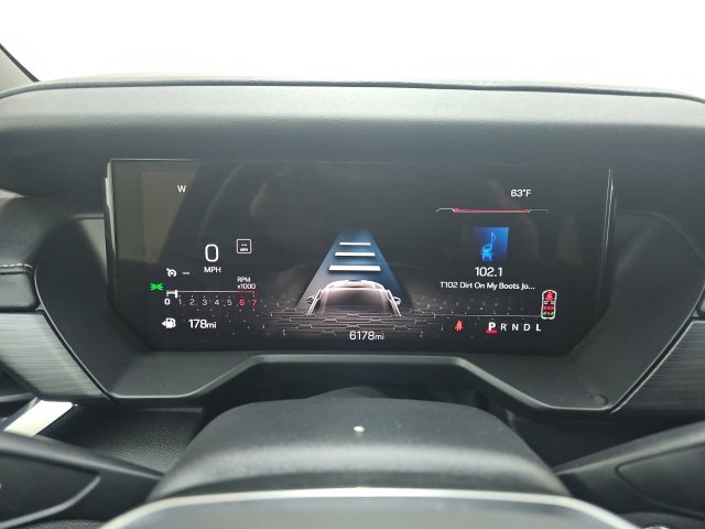 Used 2025 GMC Acadia Elevation image 27