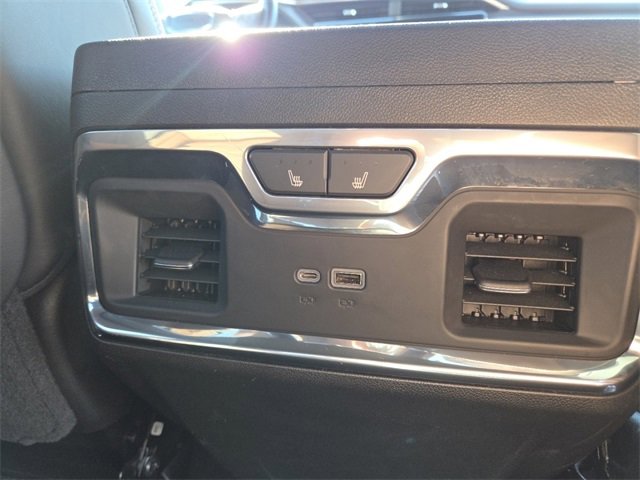 Used 2023 GMC Sierra 1500 Denali Ultimate image 9