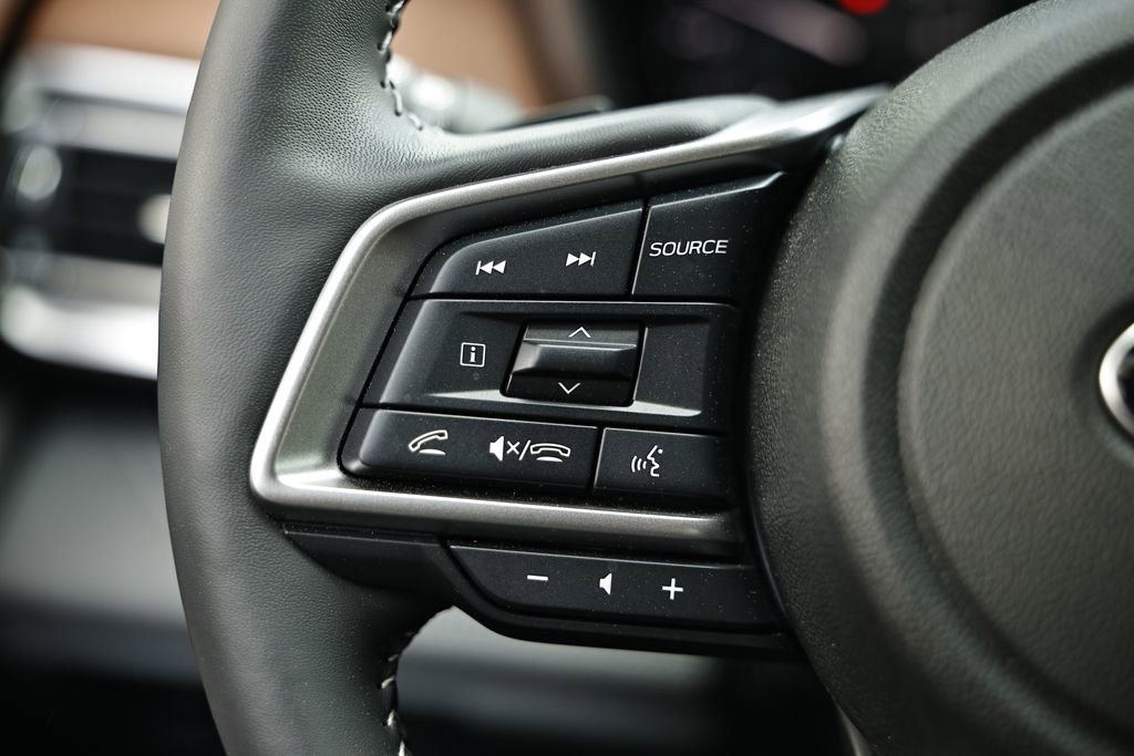 Used 2025 Subaru Outback Touring XT image 33