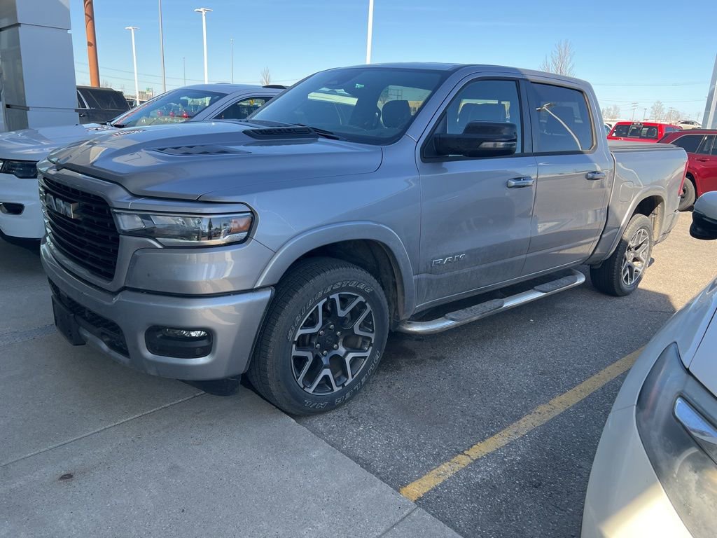 Used 2025 RAM 1500 Laramie w/ Sport Appearance Package AWD/4WD image 5