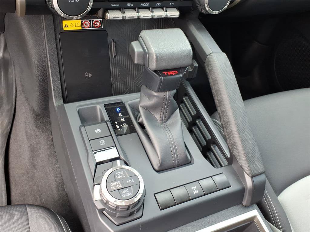 Used 2024 Toyota Tacoma TRD Off-Road w/ TRD Off Road Upgrade Package AWD/4WD image 21