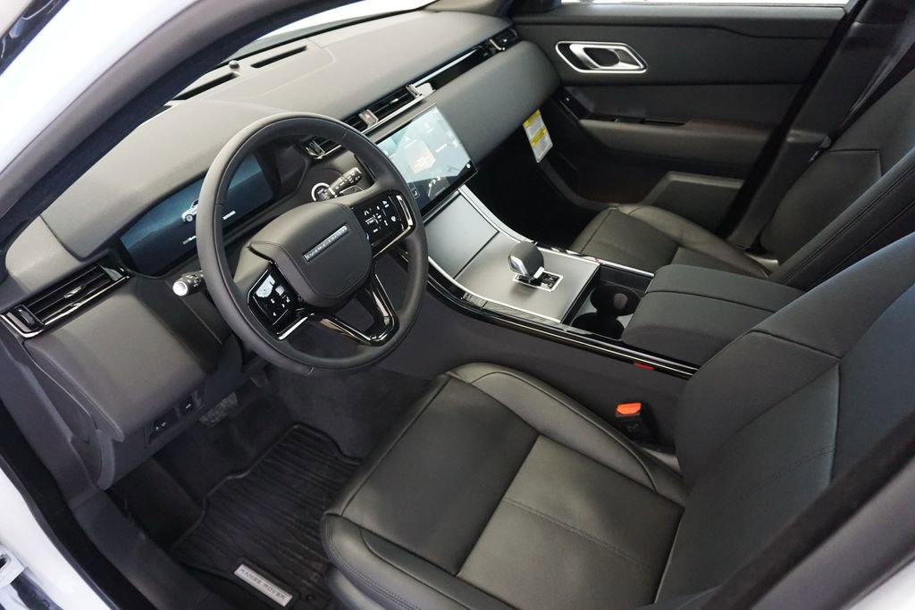 New 2026 Land Rover Range Rover Velar S image 18