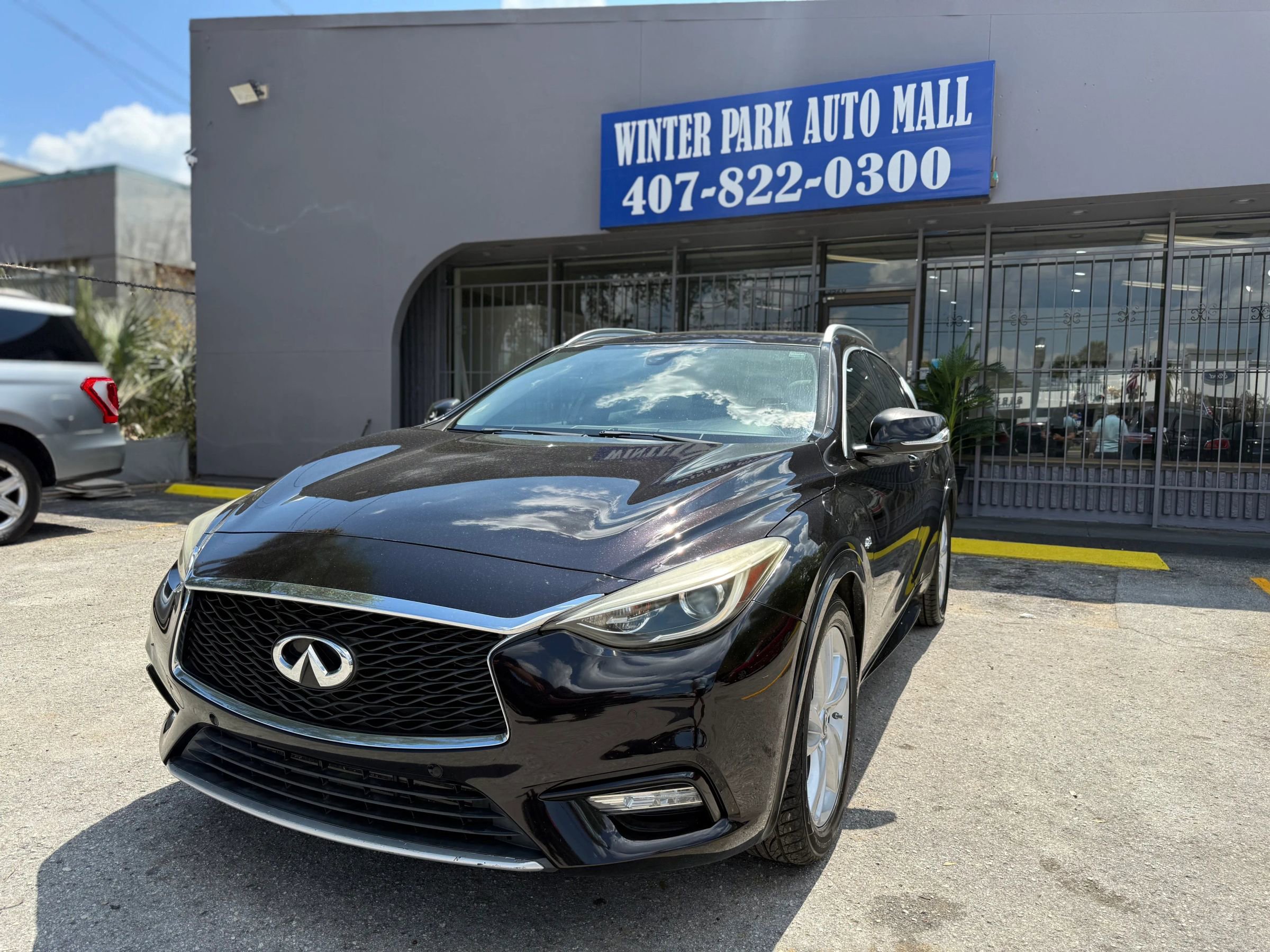 Used 2017 INFINITI QX30 Premium w/ Navigation Package