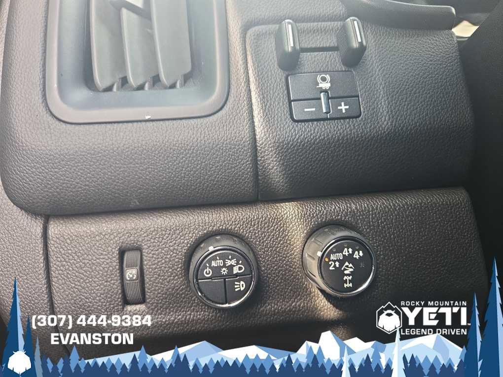 Used 2022 Chevrolet Colorado ZR2 w/ ZR2 Dusk Special Edition image 28