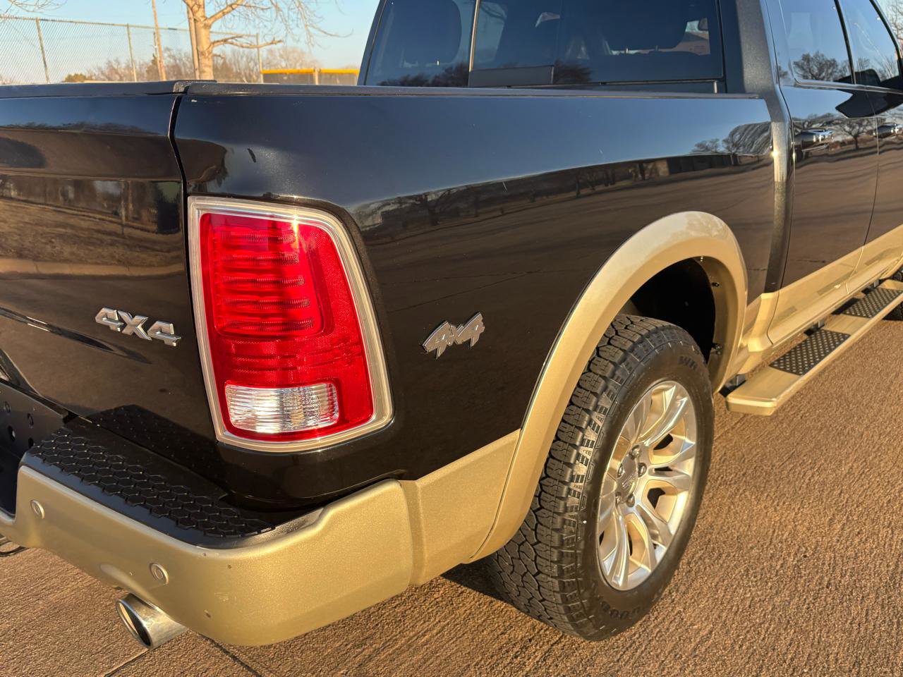 Used 2015 RAM 1500 Laramie Longhorn w/ Convenience Group image 43