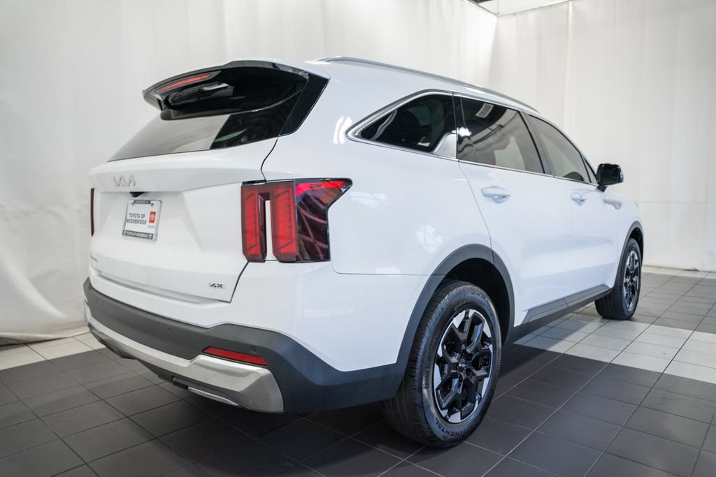 Used 2024 Kia Sorento S w/ Panoramic Sunroof Package AWD/4WD image 4