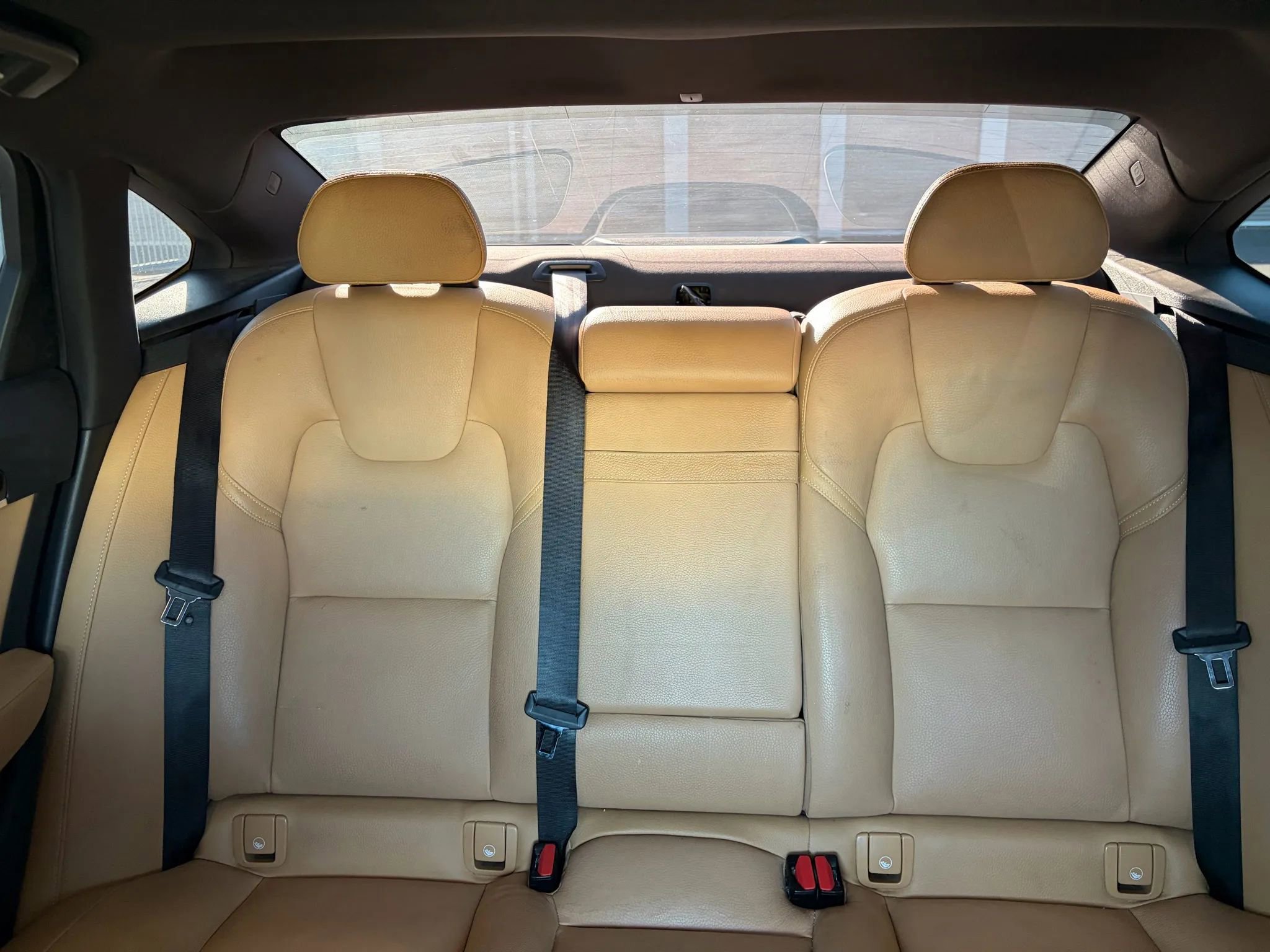 Used 2019 Volvo S90 T5 Momentum image 12