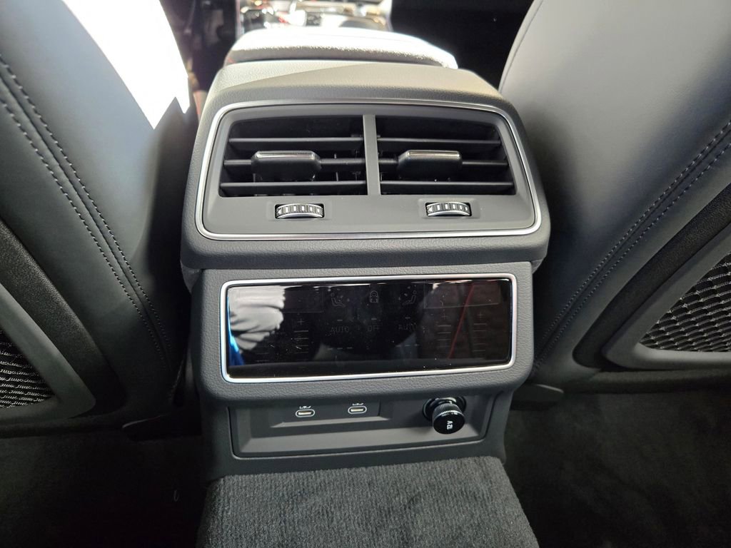 New 2026 Audi RS 7 Performance image 11