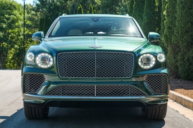 Used 2022 Bentley Bentayga AWD/4WD image 24