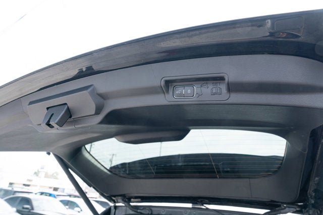 Used 2025 Ford Explorer ST-Line AWD/4WD image 36