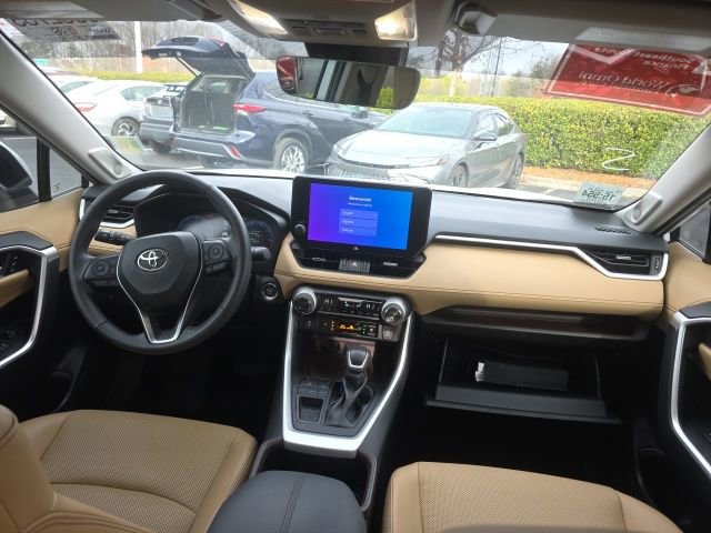 Used 2024 Toyota RAV4 Limited image 9