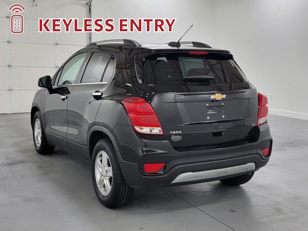 Used 2020 Chevrolet Trax LT w/ LT Convenience Package FWD image 6