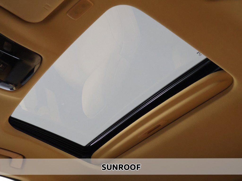 Used 2022 Lexus NX 250 FWD image 3