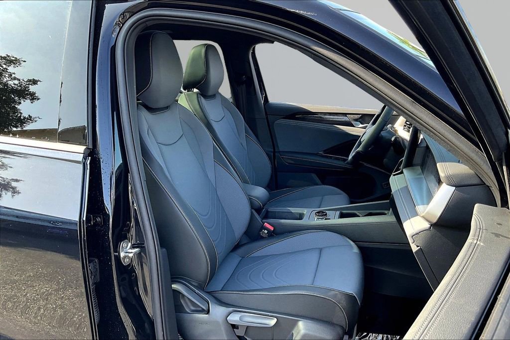 New 2026 Volkswagen Tiguan SE R-Line image 29