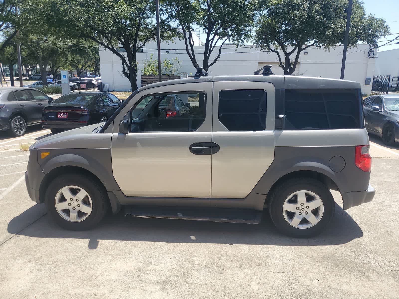 Used 2004 Honda Element EX image 3