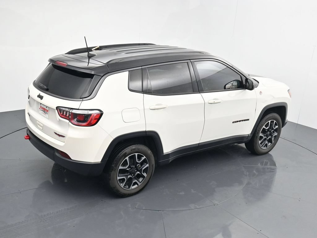 Used 2019 Jeep Compass Trailhawk w/ Popular Equipment Group AWD/4WD image 27