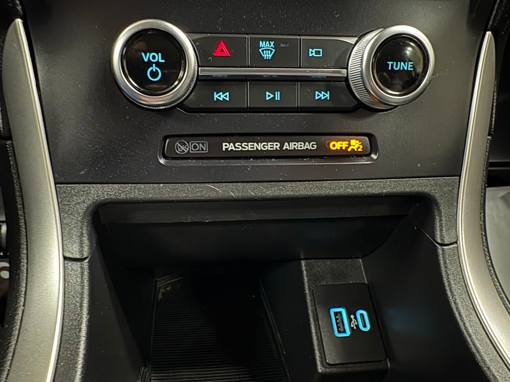 Used 2024 Ford Edge SEL image 21