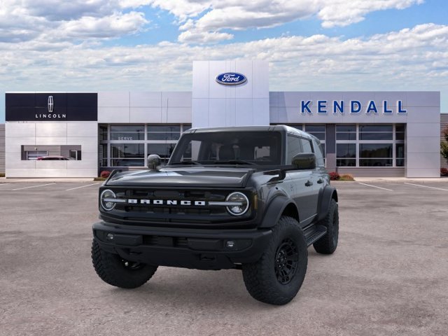 New 2026 Ford Bronco Outer Banks w/ Sasquatch Package AWD/4WD image 2