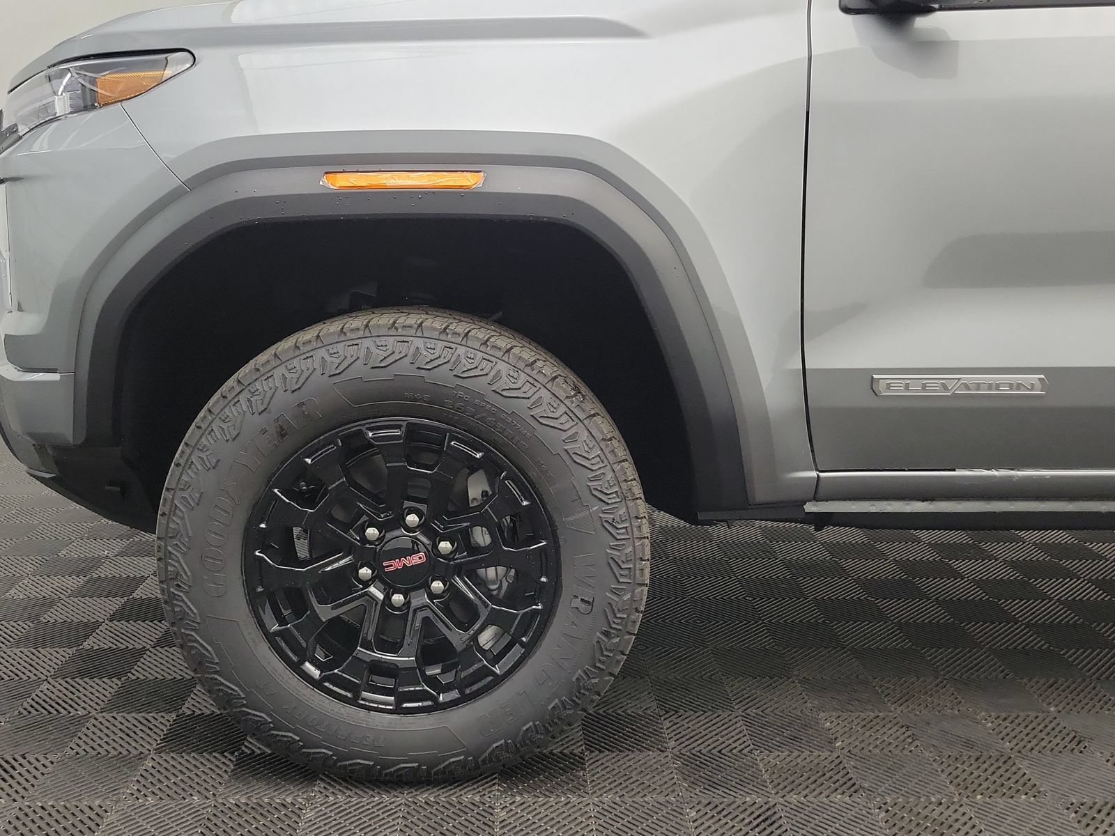 New 2026 GMC Canyon Elevation w/ Convenience Package AWD/4WD image 9