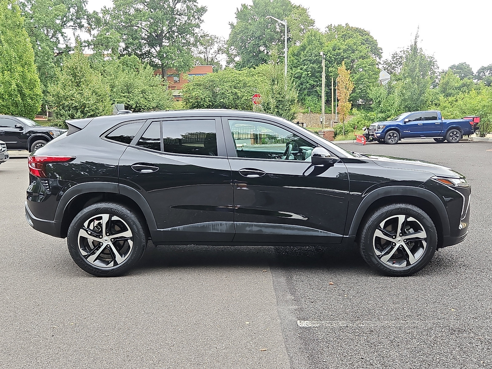 Used 2024 Chevrolet Trax RS w/ Driver Confidence Package FWD image 7