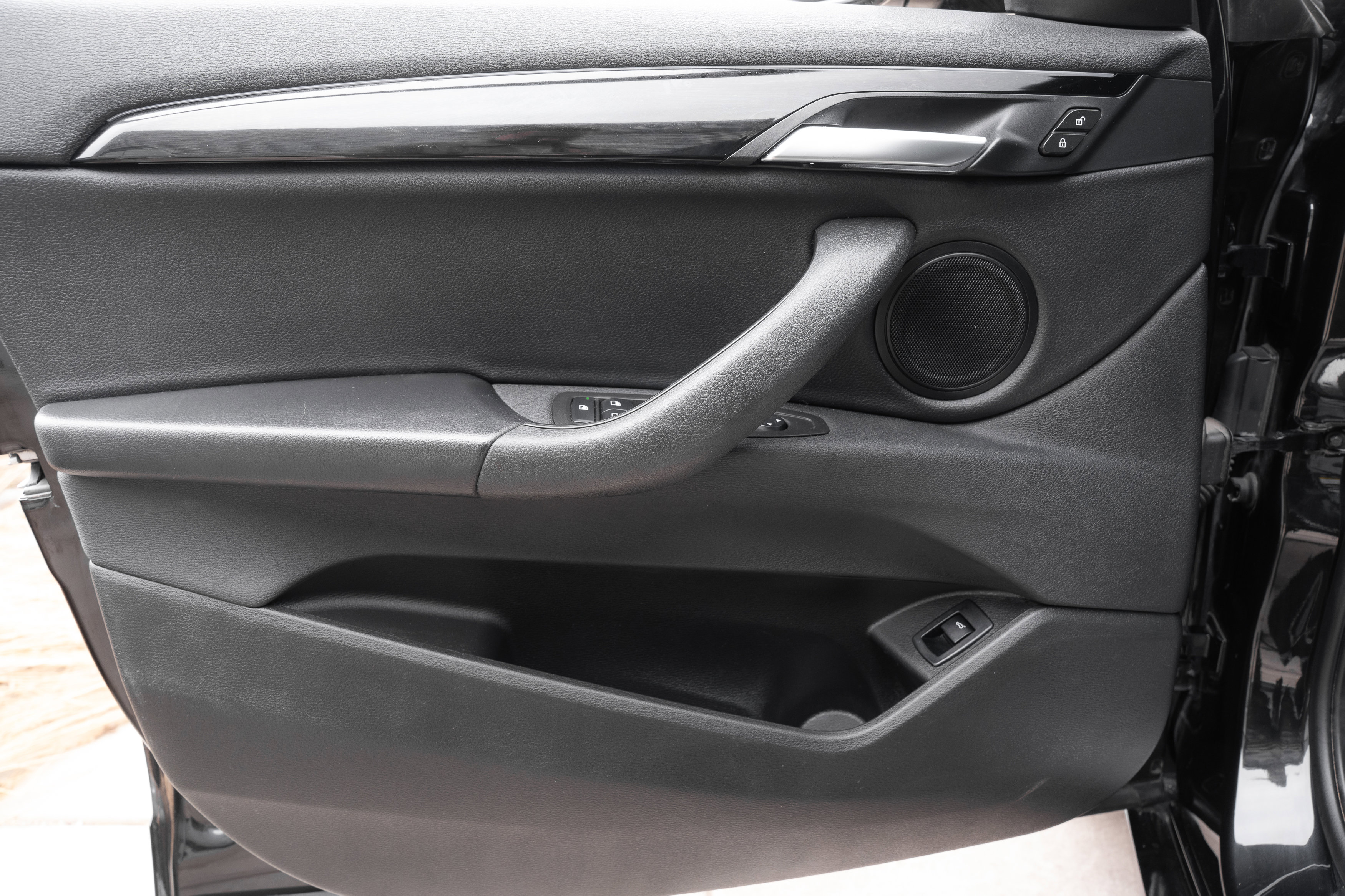 Used 2019 BMW X2 M35i image 18