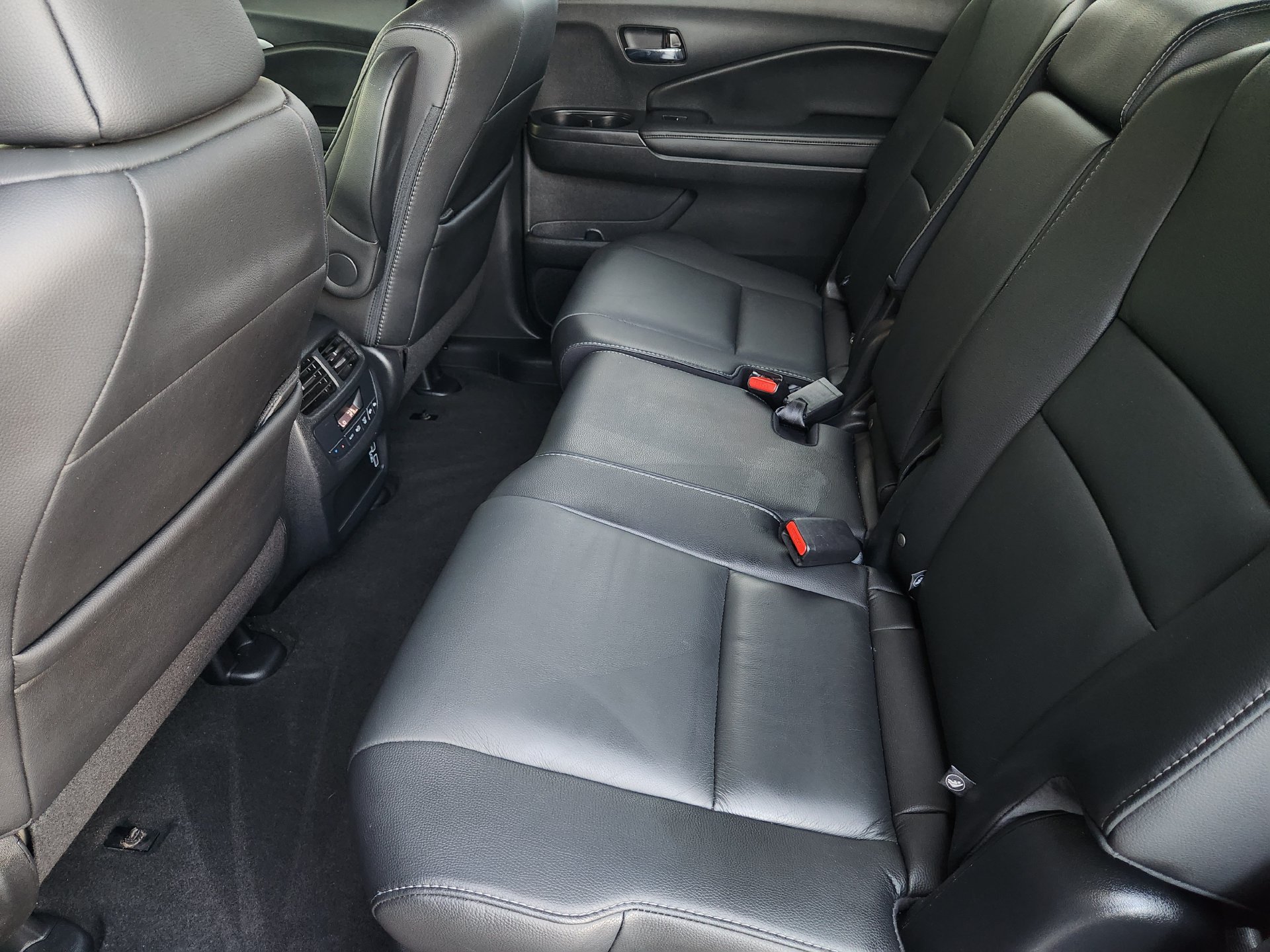 Used 2021 Honda Pilot Special Edition image 31