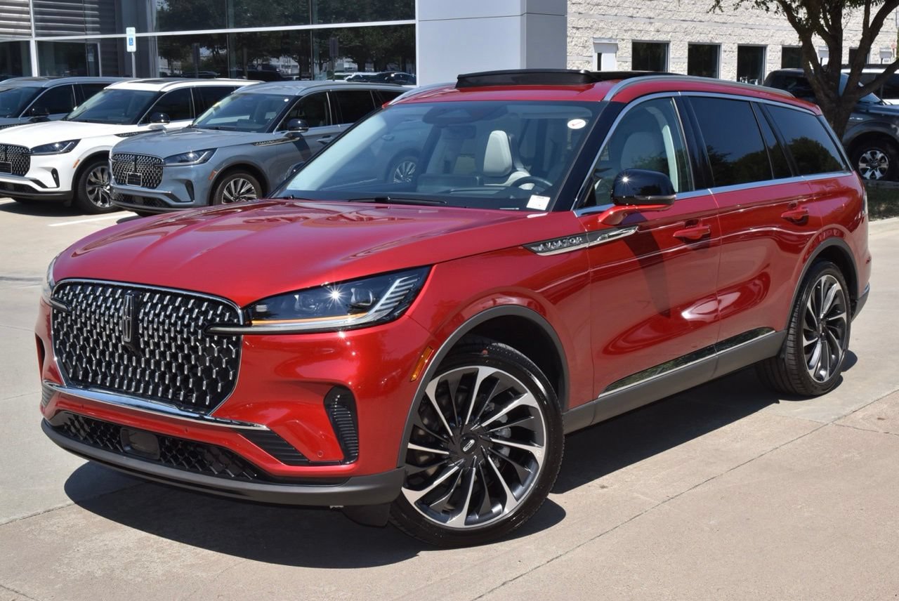 Certified 2026 Lincoln Aviator Reserve AWD/4WD image 43