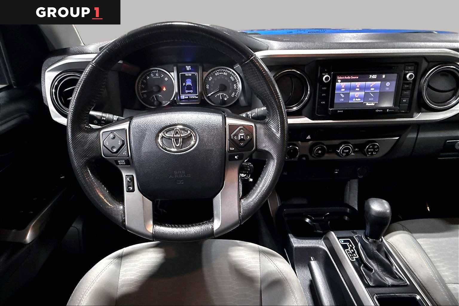 Certified 2017 Toyota Tacoma SR5 w/ Tow Package AWD/4WD image 6