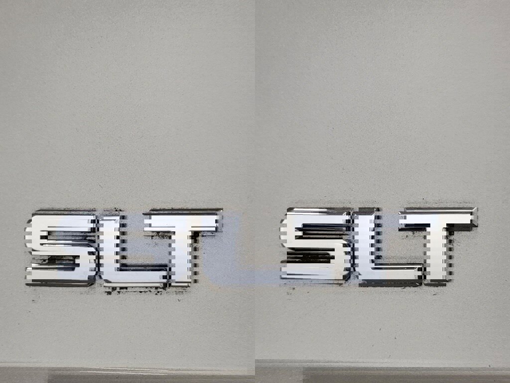 Used 2016 GMC Yukon SLT w/ Open Road Package image 9