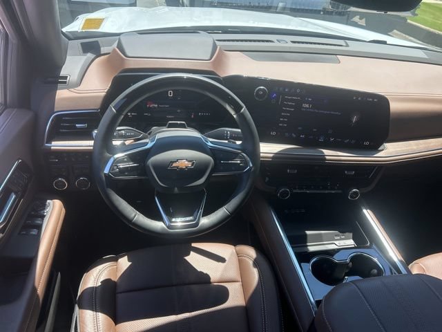 Used 2026 Chevrolet Suburban High Country AWD/4WD image 28