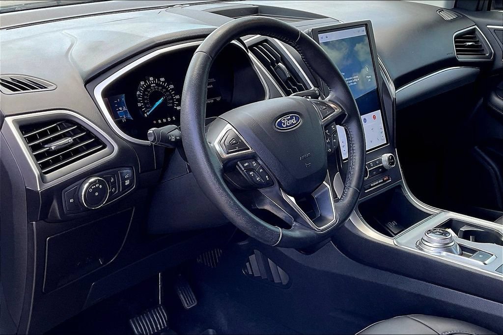 Used 2021 Ford Edge SEL w/ Convenience Package FWD image 8