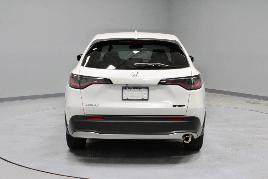 Used 2025 Honda HR-V Sport image 11