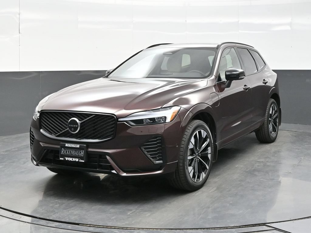 New 2026 Volvo XC60 T8 Plus w/ Climate Package AWD/4WD image 2