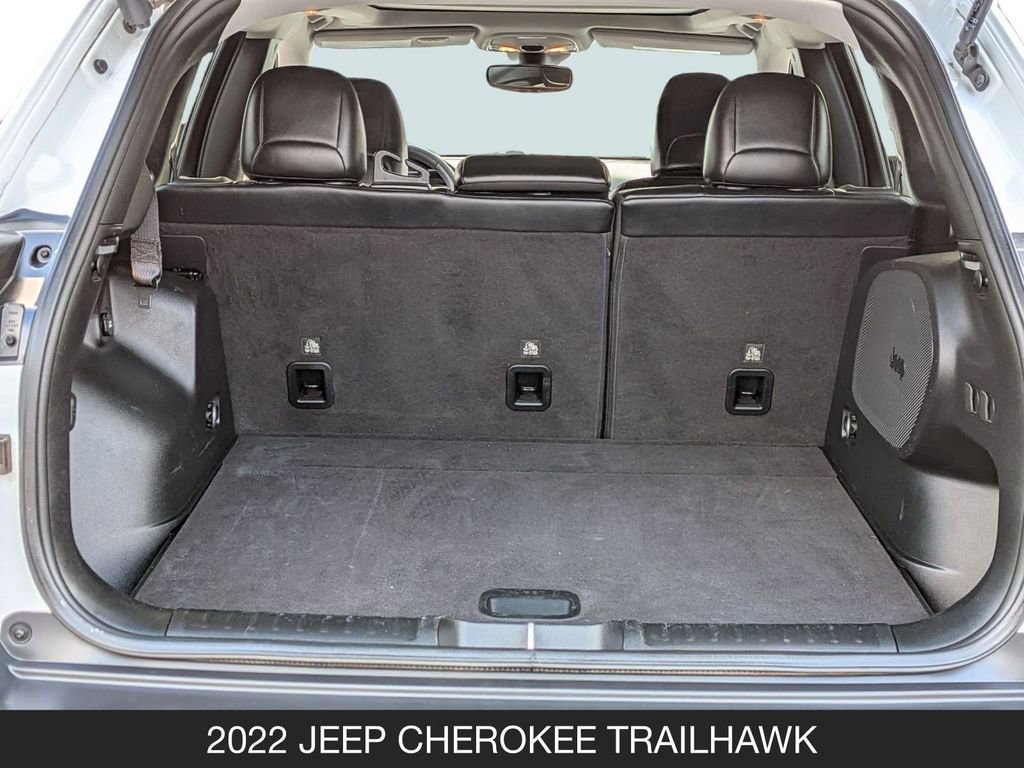 Used 2022 Jeep Cherokee Trailhawk w/ Sun, Sound & Nav Group image 21