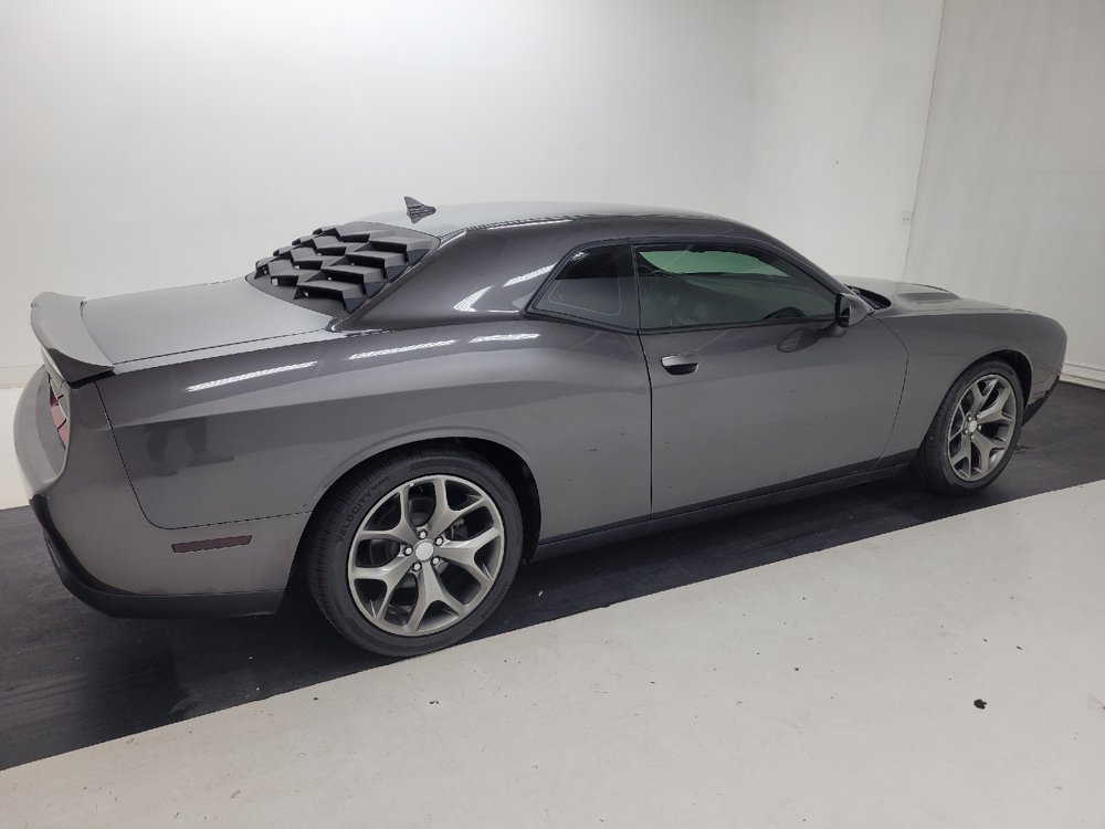 Used 2016 Dodge Challenger SXT w/ Sound Group RWD image 10