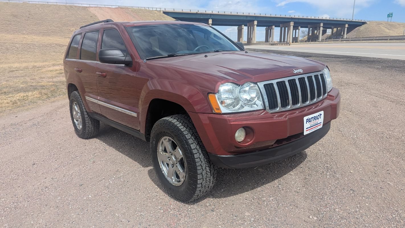 Used 2007 Jeep Grand Cherokee Limited AWD/4WD image 7